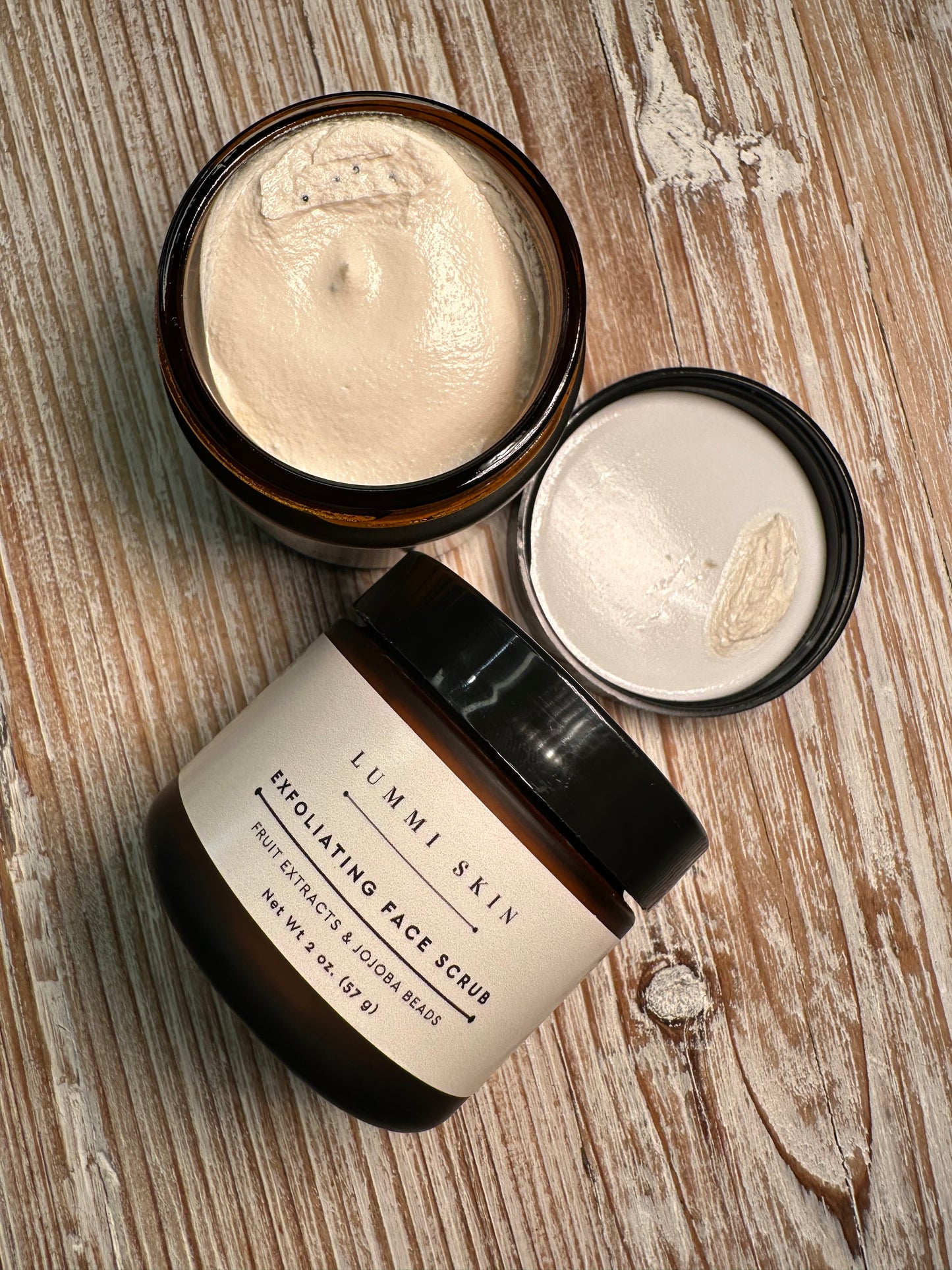 EXFOLIATING FACE SCRUB